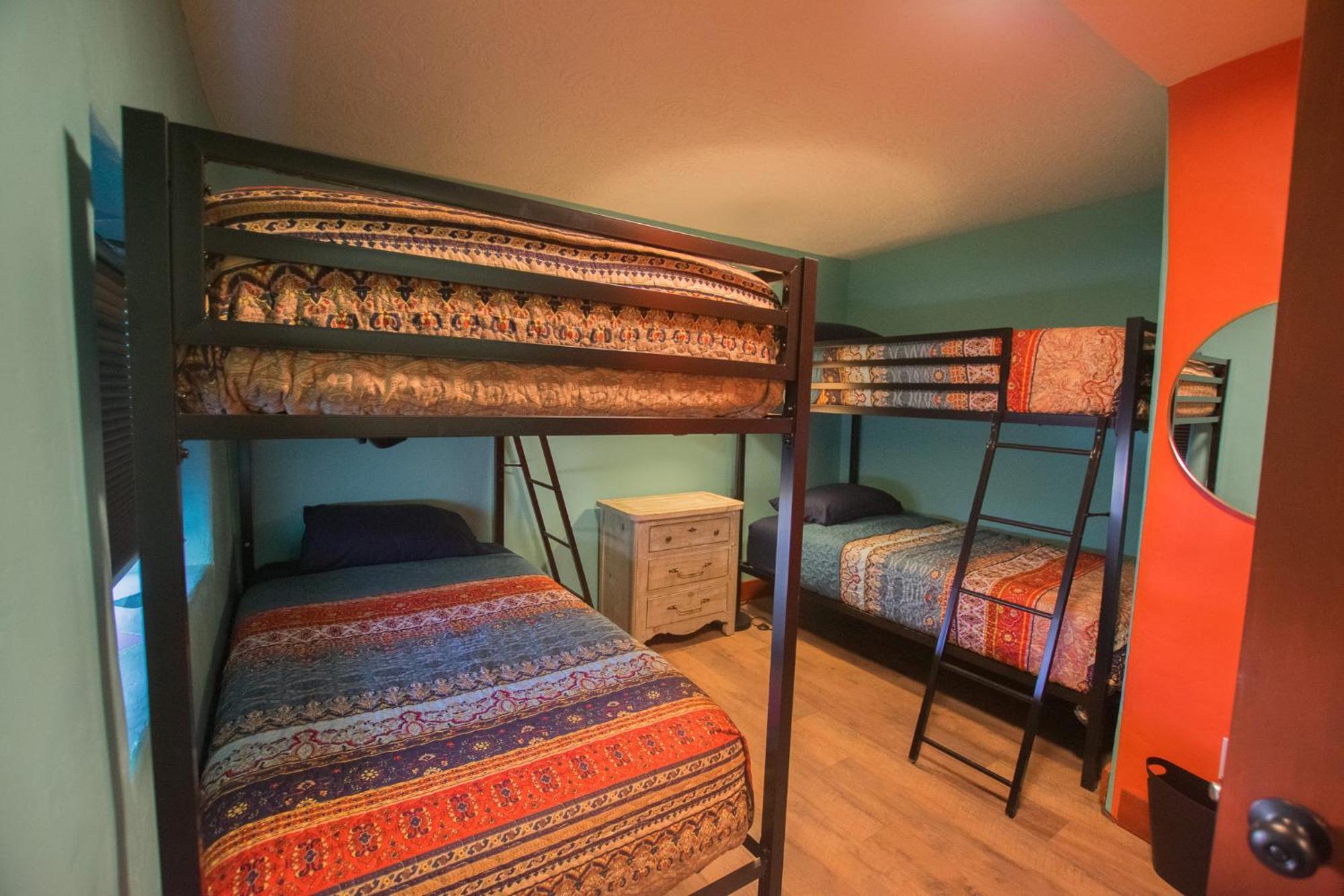 Holiday home 3 King Beds Hot Tub Arcades 5 Baths Albuquerque