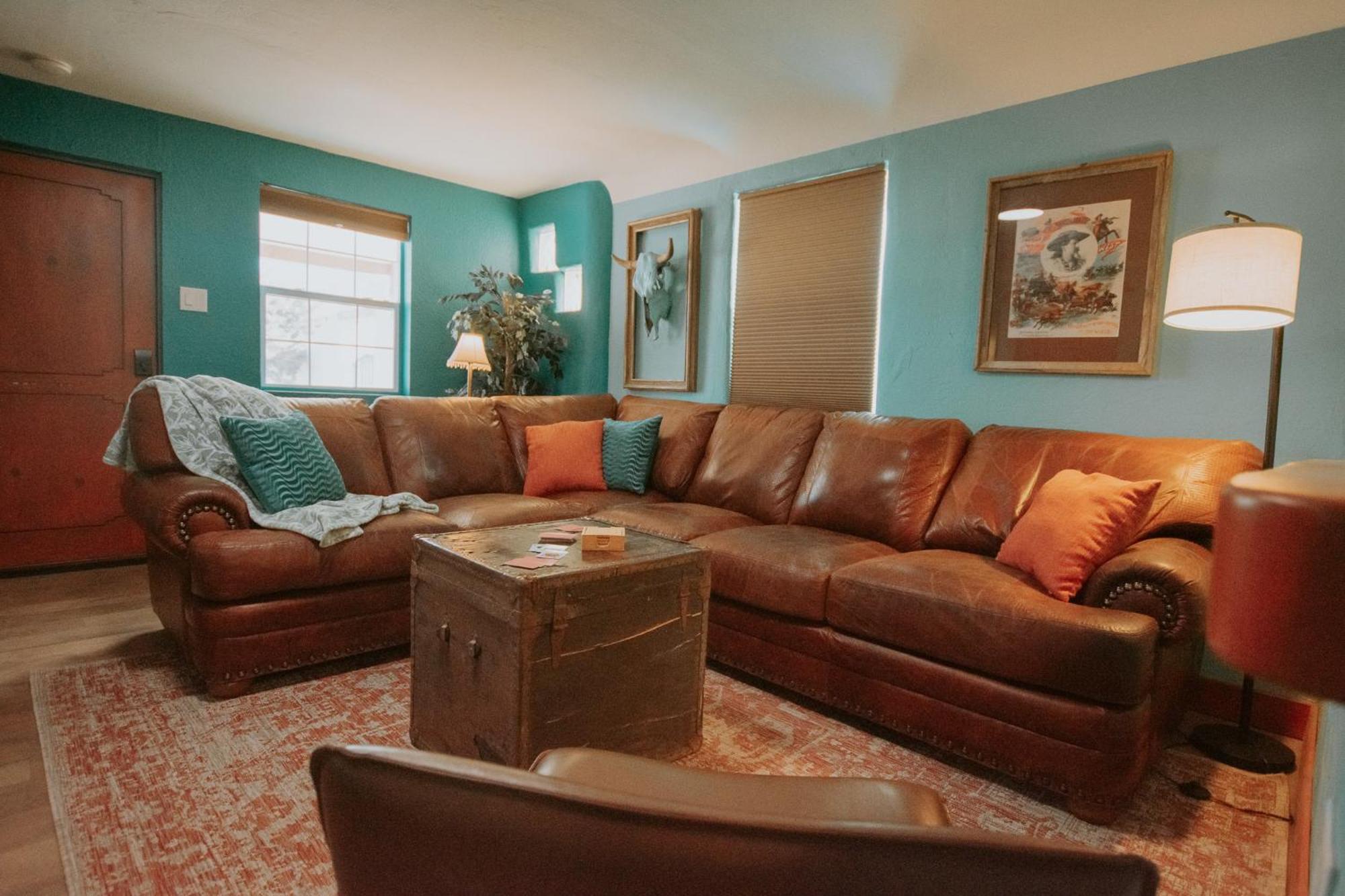 3 King Beds Hot Tub Arcades 5 Baths * Albuquerque